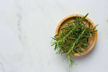 Mengenal Rosemary, Tanaman Herbal Aromaterapik