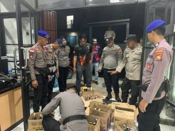 Polres Halut Amankan Ratusan Miras dan Lem Ehabon
