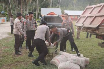 Polres Halsel Dorong Pembangunan Jembatan Merah Putih