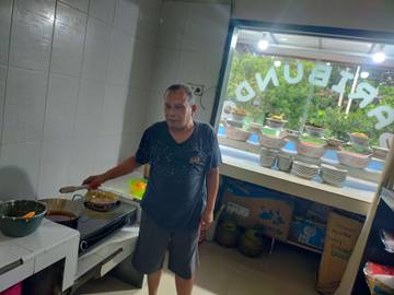 Warung Rumah Makan Padang Pak Mulyadi, Kuliner Legendaris di Tolitoli