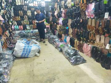 Pak Yusuf, Pengusaha Sandal di Tolitoli Raup Omzet Jutaan Rupiah per Bulan
