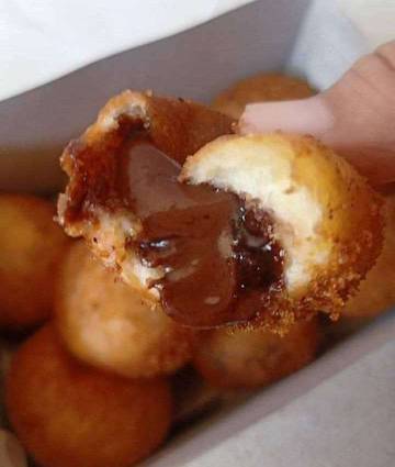 "Dari Hobi Jadi Cuan, Roti Goreng Isi Coklat Kiki Tonggil Laris Manis di Buol"