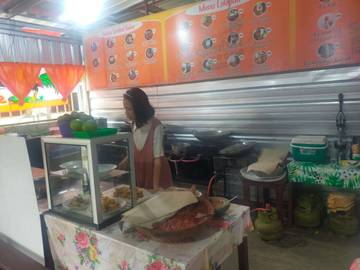 Warung Sari Laut Ibu Virta Jadi Primadona Tolitoli