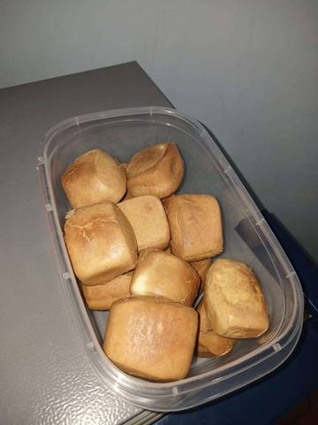 Sensasi Roti Mantao Pare, Roti Lembut Beraroma Khas