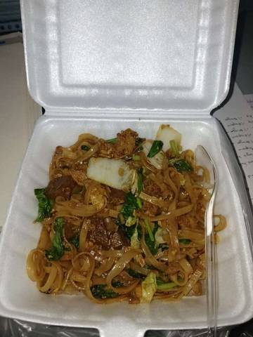 Kwetiau Goreng, Mie Bentuk Pipih Saingan Mie Goreng