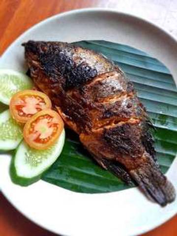 Kue Apang dan Ikan Bakar Tolitoli Bikin Penasaran Wisatawan
