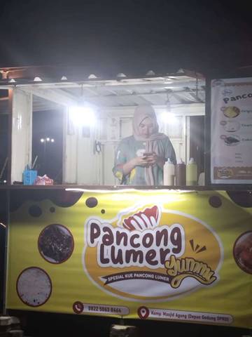 Kue Pancong Lumer Mbak Anisa Jadi Favorit Warga