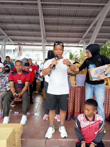 Jalan Sehat Hari Guru PGRI Tolitoli Berlangsung Meriah