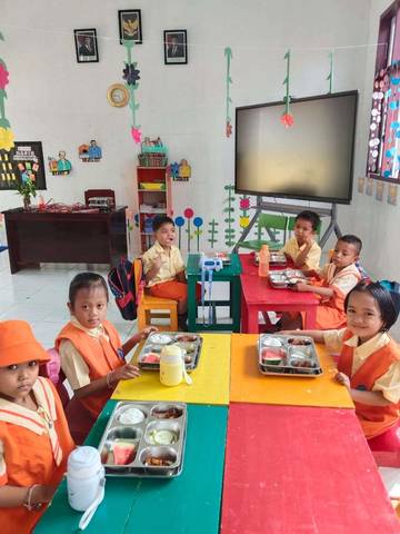 953 Anak Kulango Terima Program Makan Bergizi