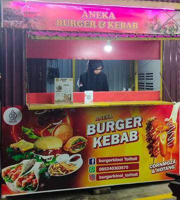 Burger Kinoi Tolitoli Ramai Pengunjung Akhir Pekan