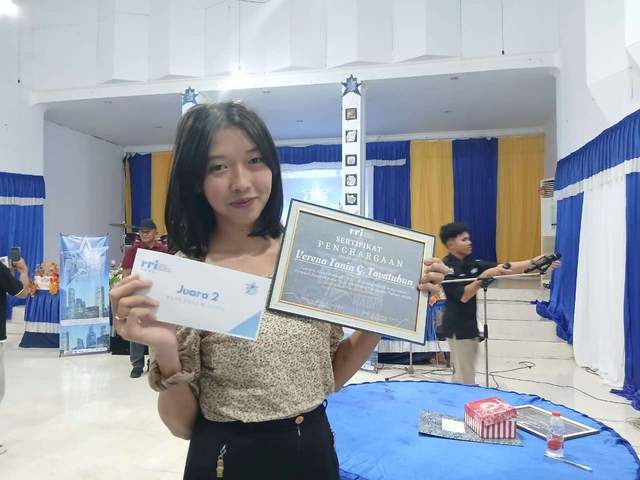 Nadine sebagai Runner Up BRI 2025 RRI Tual