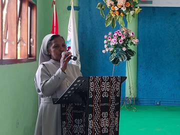 Kepsek SMK Pariwisata Langgur: Pentingnya Menabung Sejak Dini