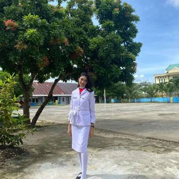 Nadine Siswi Berprestasi Pada SMA Sanata Karya Langgur