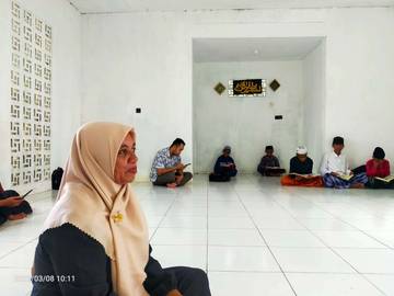 Tadarus dan Pesantren Kilat Isi Ramadhan SMP 5 Tual