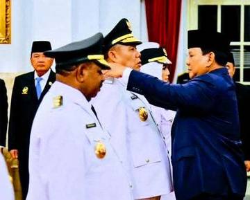 Presiden Lantik Gubernur Papua Pegunungan