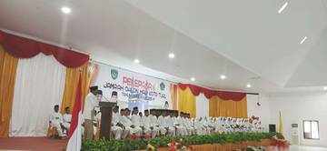 Walikota Tual Resmi Lepas JCH Kota Tual