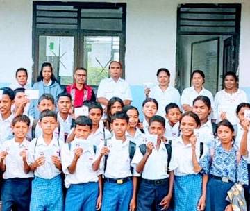 Kemenag Saumlaki Beri Bantuan PIP Bagi 78 Siswa 