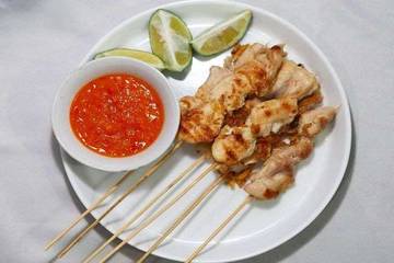 Mudahnya Bikin Sate Taichan di Rumah