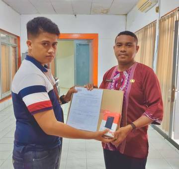 SKB SPNF Malra Terima Bantuan Laptop Merah Putih