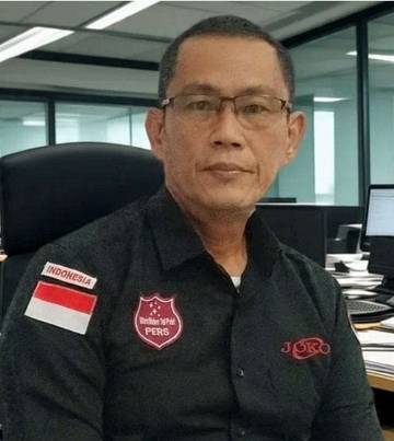 Usia 80, Pers Tanimbar  Bebas  Namun  Rentan