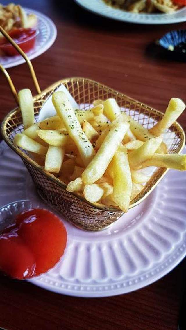 Jangan Abaikan! Makanan Tinggi Minyak Picu Penyakit Serius