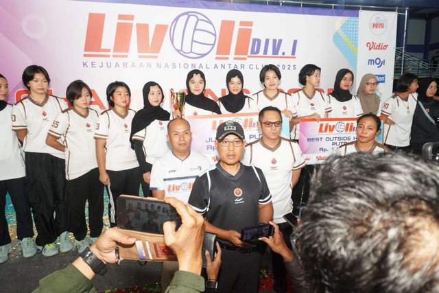 Voli Putri Mabes TNI Juara 3 Livoli Div.1