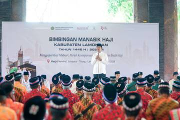 Bupati Lamongan Buka Manasik Haji 2025