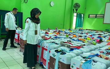 Ribuan JCH Tuban Kumpulkan Koper Sebelum Pemberangkatan