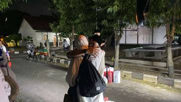 Kepulangan Jemaah Haji Tuban Disambut Haru Oleh Keluarga