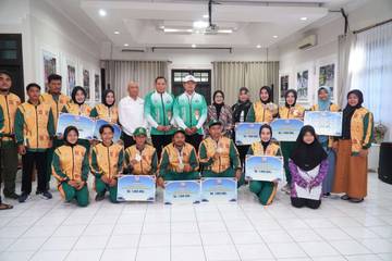 Bupati Lamongan Lepas Kontingen KORMI ke Fornas VIII