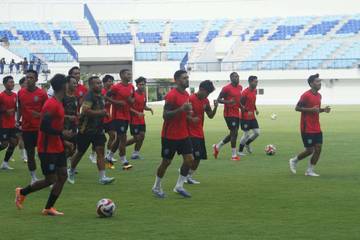 Latihan Perdana Persela Setelah Jeda, Masih Transisi Manajemen