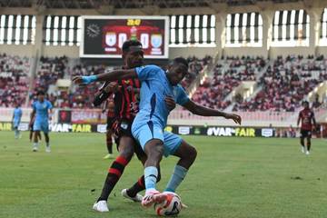 Minim Visi, Persela Lamongan Takluk di Kandang Persipura
