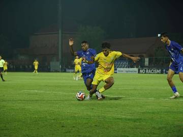 Gresik United Tutup Tahun Menang Tipis atas Persebata