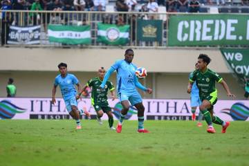 Persela Lamongan Tahan Tuan Rumah PSS Sleman 1-1