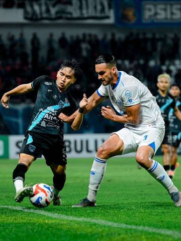Pemain Persela Minta Maaf Usai Kalah dari PSIS