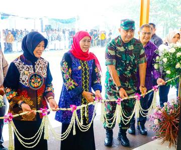 Gubernur Khofifah Resmikan SMAN 2 Taruna Pamong Praja