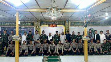 Isra Mi'raj di Masjid Khoirul Ummah, Polres Tolikara Berikan Pengamanan