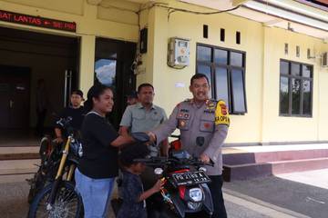 Polres Jayawijaya Kembalikan 4 Unit Motor Hasil Curian Kepada Pemiliknya