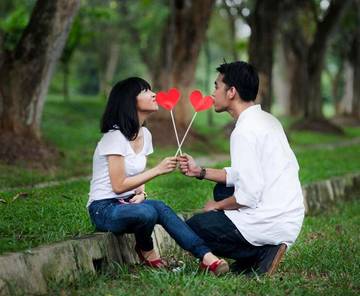 Ungkapan "Cinta Buta" Berikut Ini Penjelasannya