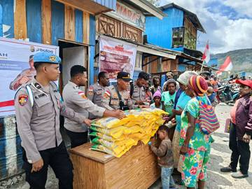 Polres Tolikara Kembali Laksanakan Gerakan Pangan Beras Murah