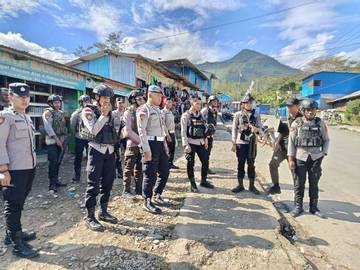 Polres Tolikara Gelar Patroli Antisipasi Seruan Aksi Demo