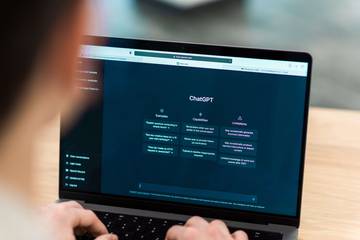 Penggunaan ChatGPT di Indonesia Paling Dominan untuk Pekerjaan
