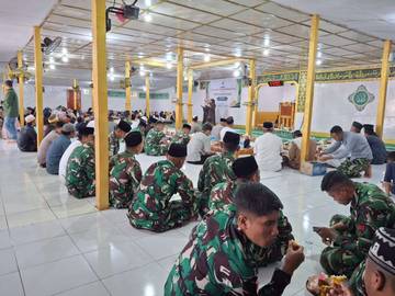 Satgas Yonif 511/DY Pos Karubaga Peringati Isra' Mi'raj