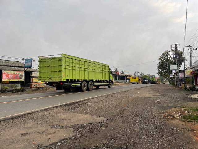 Pembatasan Kendaraan Angkutan Barang Berakhir Truk Kembali Melintas