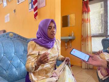 Pengrajin Ecoprint Baradatu Lestarikan Lingkungan Dengan Tanaman