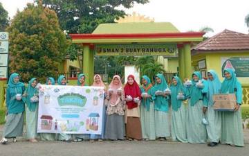 SMA Negeri 2 Buay Bahuga Kembali Berbagi Takjil