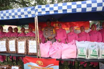 Kapolres Way Kanan Gelar Bazar Ramadhan