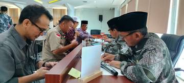 Baznas Way Kanan dan Stakeholder Salurkan Zakat