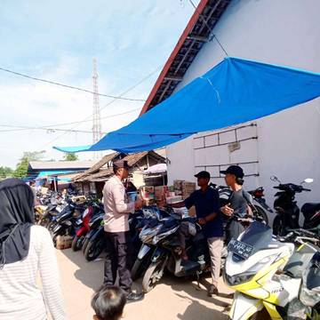 Patroli Polisi Jaga Keamanan Pasar Kalangan Bumi Harjo
