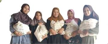 MIN 4 Waykanan Terima 10 Paket Sembako Ramadan